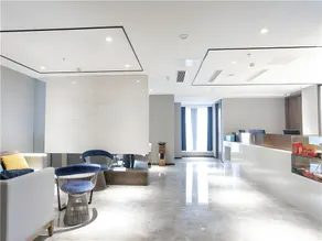 7 Days Premium North Railway Station North Square Center - Image 3