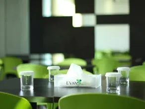 Evan Hotel - Non Smoking - Image 5