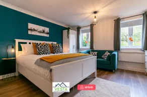 Hatfield nr Galleria + University + Free Parking - Image 2