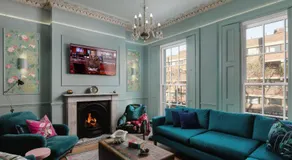 Central London House Zone 1 - Image 5