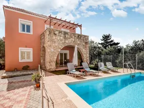 Villa in Kalamitsi near White Mountains - Image 2