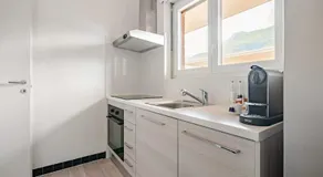 Penthouse with terrace & parking - Image 4