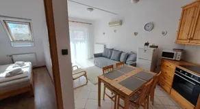 Plázs Apartman Balatonlelle - Image 3