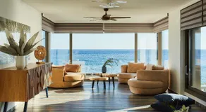 Moonlight Seafront Apartments - Image 3