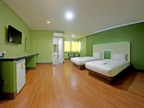 Central Park Hotel - Image 2