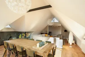 Spacious villa in Rijs near IJsselmeer and forest - Image 3