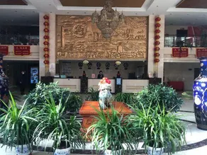 Wu Lan Cha Bu Hotel - Image 5