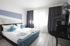 Hotel Astoria Stuttgart City - Image 2