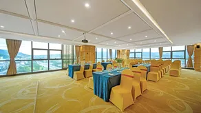 Xule Hotel - Image 3