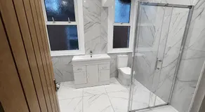 Elegant Coastal Room Steps From The Beach - Image 4
