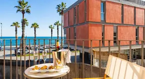 Kronos on the beach Suite 2 - Image 3