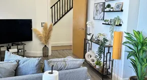 JayGees luxury homes - Image 2
