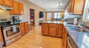 SMART Home close to downtown, MSU, and more - Image 5