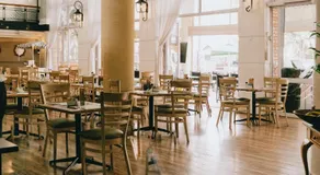 The Riverside Hotel - Image 3