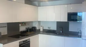 CP Top floor luxury studio - Image 4