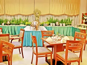Townhouse Oak Jakarta near Monumen Nasional formerly Hotel Bintang Wisata Mandiri - Image 3