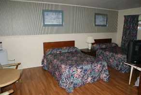 Cookes Motel - Image 2