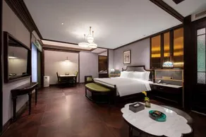 Nanjing Central Hotel - Image 2
