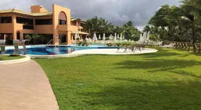 2 Suítes, Guarajuba, piscina frente mar - Image 2