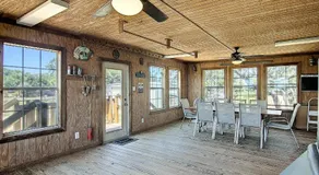 Fantasy Oaks Lodge - Image 5