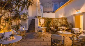 Hydra Hotel - Image 2