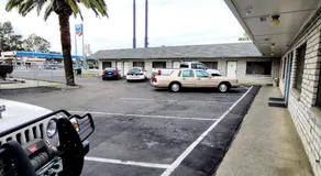 Economy inn - Image 4