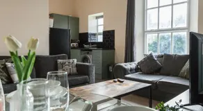 Relaxing Worker Home - Free Parking - Monthly 22 Percent Off - Image 3