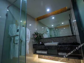 Yujing Saussurea Boutique Hotel - Image 2