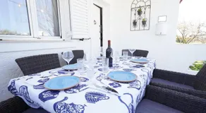 Vacation House near the Beach - Image 4