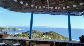 Amphora Guesthouse - Image 3