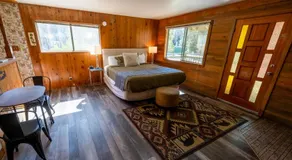 The Tamarack Lodge - Image 2
