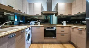 Beachfront Luxury Living Limassol - Image 5