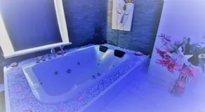 Jacuzzi Romantique 15 min Etretat 1 - Image 2