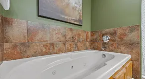 Family Oasis In Jonesboro! 4Bd, 2Ba house High Speed WiFi! - Image 5