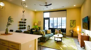 Peridot Suite - NEW 2bdrm 2bath Loft near Mass! - Image 5