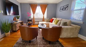 Comfy & Chic 3BR Apartment Boston FREE PARKING - Image 4