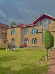 Giggle guest house - Image 2
