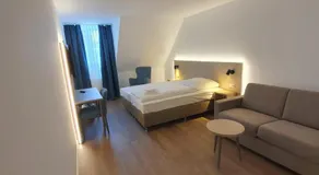 Hotel zur Traube - Image 2