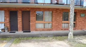 Anglers Lodge 4 - bring your own linen - Image 4