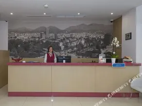 Sky 2 Hotel Tirana - Image 4