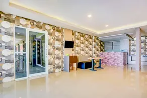 Grand Hills Hotel Near Ketapang Banyuwangi Mitra RedDoorz - Image 3