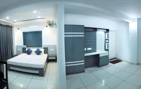 Raveendra Inn - Image 1