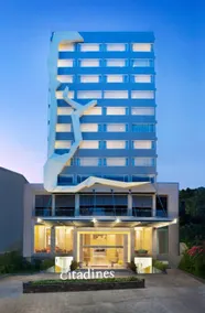 Royal Bay Hotel Makassar - Image 4