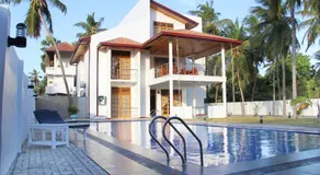 Bluewater Beach Resort - Image 2