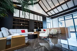 FANZHI LAKESIDE HOTEL - Image 2