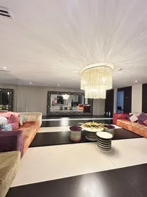 Roomi Stays Acqua Residences - Image 4