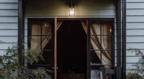 The Quarters - Image 2