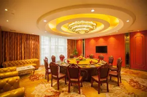 March Flower International Hotel - Image 5