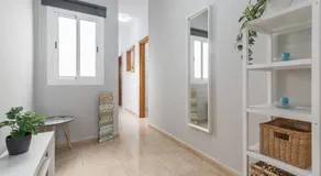 Home2Book Charming Rooftop Vibes Apartment - Image 5