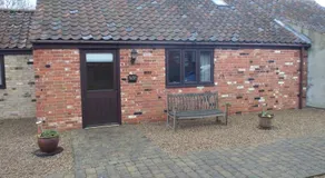 The Courtyard, Laurel Farm - Image 5